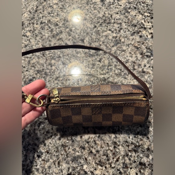 AUTHENTIC Louis Vuitton Damier Ebene Papillion Pouch - Picture 16 of 16